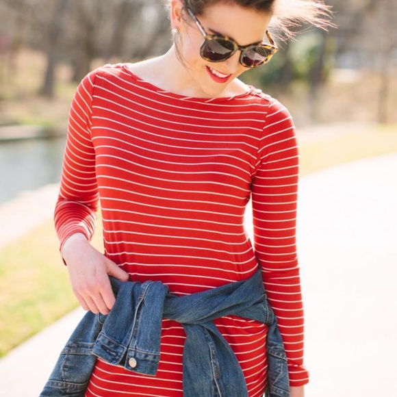 Amour Vert Tops - Amour Vert red and white striped long sleeve top Amour Vert Tops - Amour Vert red and white striped long sleeve top